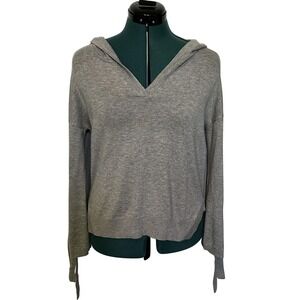 Moth Sweater Womens Small Gray Hooded V Neck Tie Sleeve Pullover Knit‎ Casual